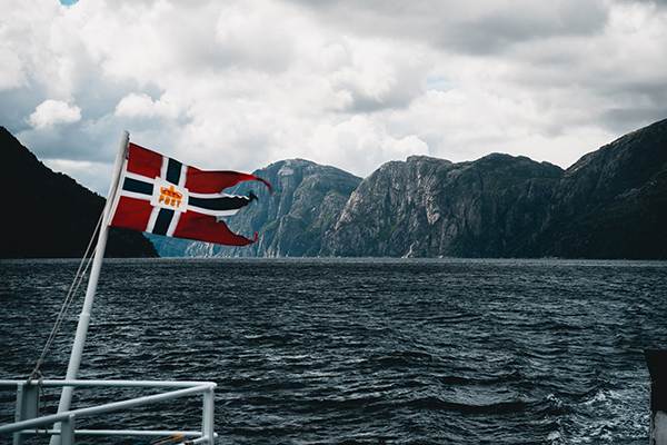 Image: Marius Schmidt Norway Flag